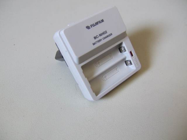 Charger for NiMH AA accums